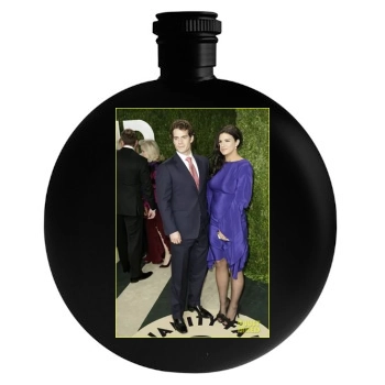 Henry Cavill Round Flask