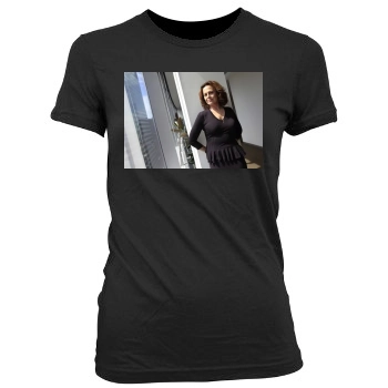 Sigourney Weaver Women's Junior Cut Crewneck T-Shirt