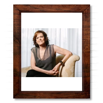 Sigourney Weaver 14x17