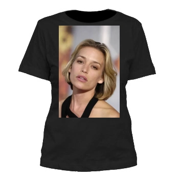 Ali Larter Women's Cut T-Shirt