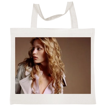 Ali Larter Tote