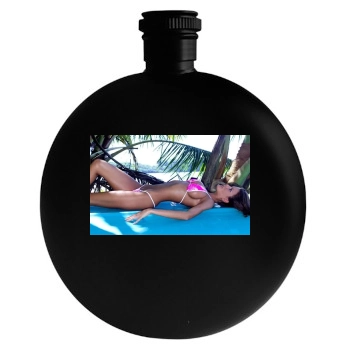 Alley Baggett Round Flask