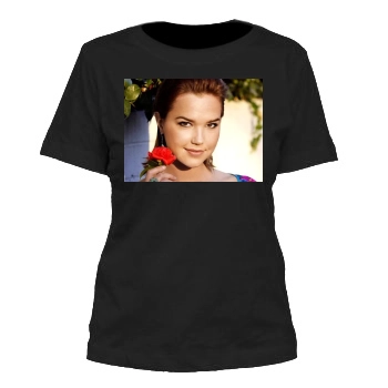 Arielle Kebbel Women's Cut T-Shirt