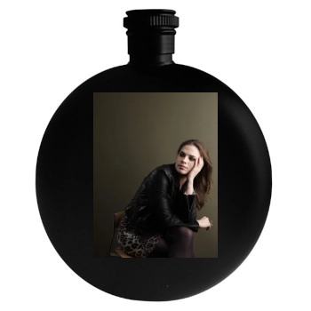 Hayley Atwell Round Flask