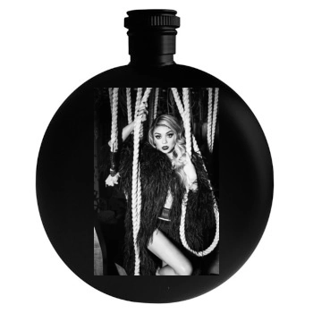 Sarah Hyland Round Flask