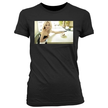 Sarah Michelle Gellar Women's Junior Cut Crewneck T-Shirt