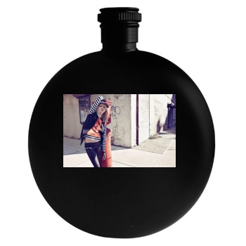 Sasha Pivovarova Round Flask