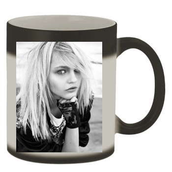 Sasha Pivovarova Color Changing Mug