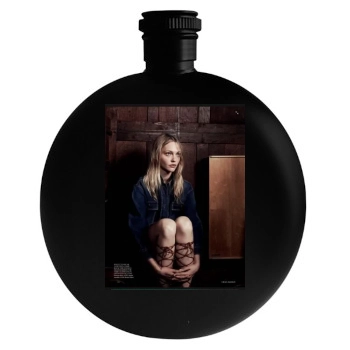 Sasha Pivovarova Round Flask