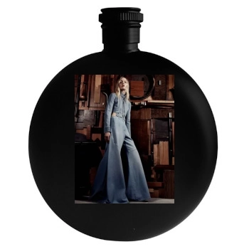 Sasha Pivovarova Round Flask