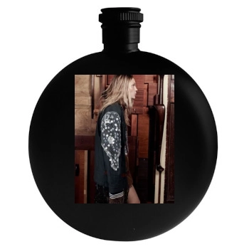 Sasha Pivovarova Round Flask