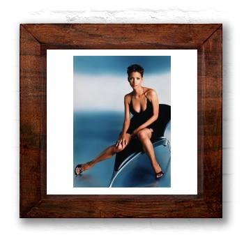 Halle Berry 6x6