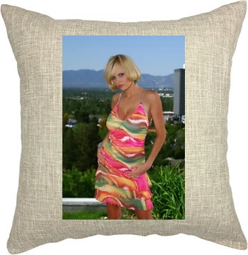 Hanna Hilton Pillow