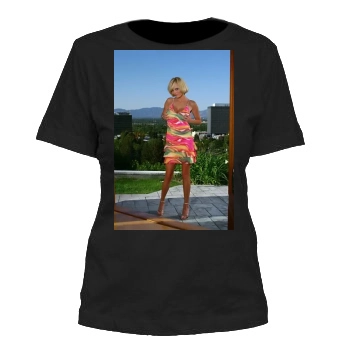 Hanna Hilton Women's Cut T-Shirt