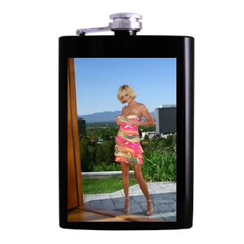 Hanna Hilton Hip Flask