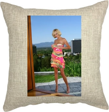 Hanna Hilton Pillow