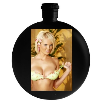 Hanna Hilton Round Flask