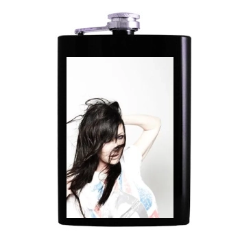 Shannen Doherty Hip Flask