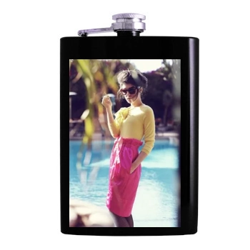 Shenae Grimes Hip Flask