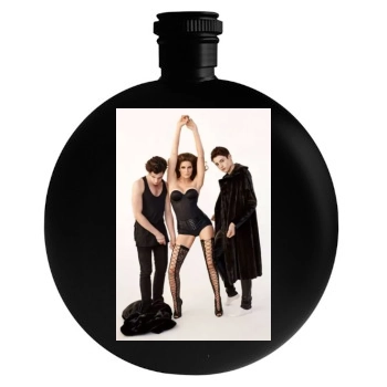 Stephanie Seymour Round Flask