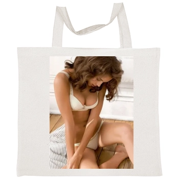 Irina Sheik Tote