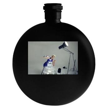 Agyness Deyn Round Flask