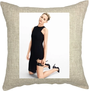 Amber Valletta Pillow