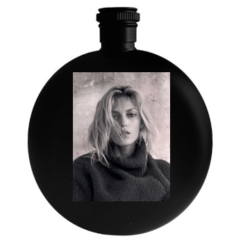 Anja Rubik Round Flask