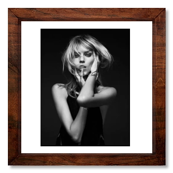 Anja Rubik 12x12