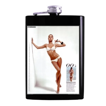 Ariadne Artiles Hip Flask