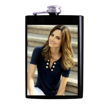 Ariadne Artiles Hip Flask