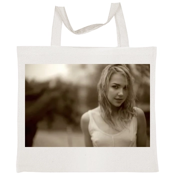 Arielle Kebbel Tote