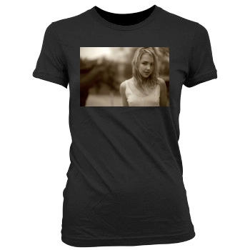 Arielle Kebbel Women's Junior Cut Crewneck T-Shirt