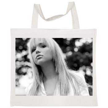 Arielle Kebbel Tote