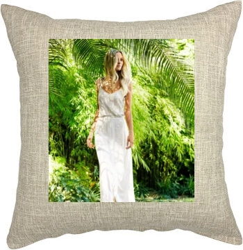 Fabiana Semprebom Pillow