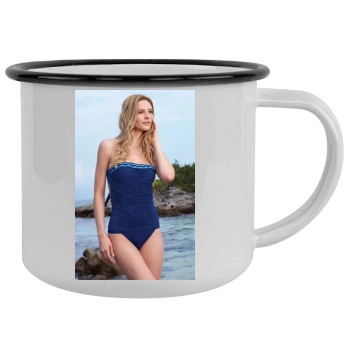 Fabiana Semprebom Camping Mug