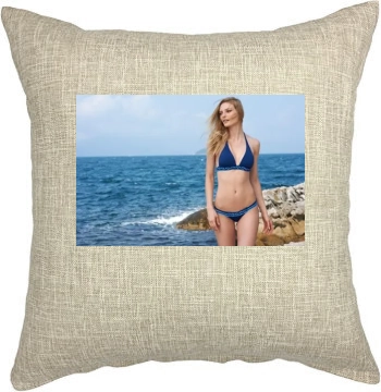 Fabiana Semprebom Pillow