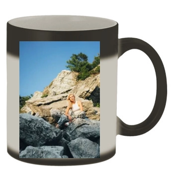 Farah Holt Color Changing Mug