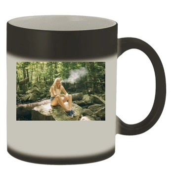 Farah Holt Color Changing Mug