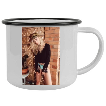 Farah Holt Camping Mug