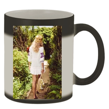 Farah Holt Color Changing Mug