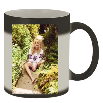 Farah Holt Color Changing Mug