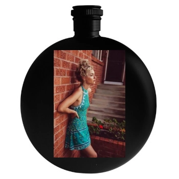 Farah Holt Round Flask