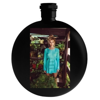 Farah Holt Round Flask