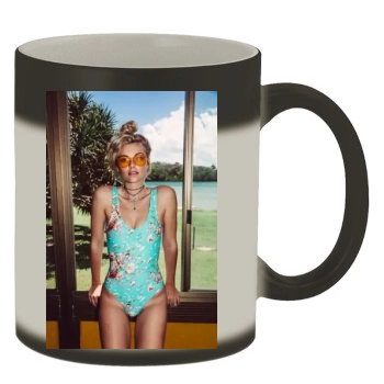 Farah Holt Color Changing Mug