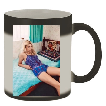 Farah Holt Color Changing Mug