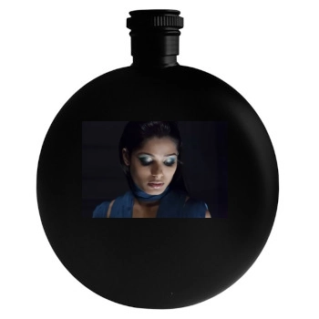 Freida Pinto Round Flask