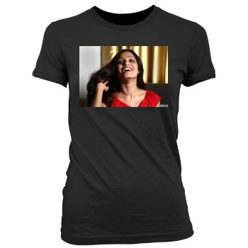 Freida Pinto Women's Junior Cut Crewneck T-Shirt