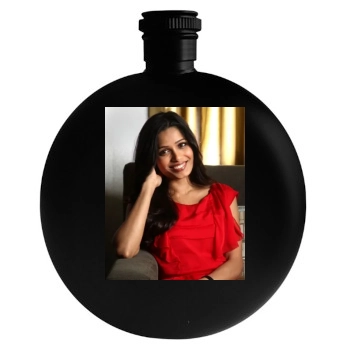 Freida Pinto Round Flask