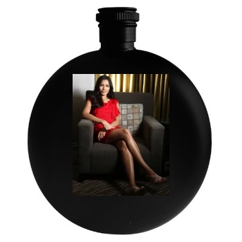 Freida Pinto Round Flask